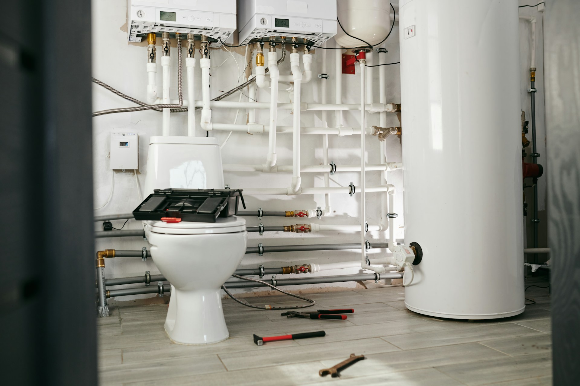Plumbing, Heating, and Air-Conditioning Services KPIs Dashboard